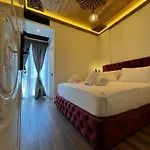 Boutique Empire Of Martin Hotel 4*