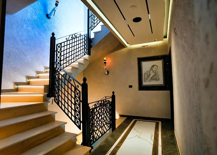 Boutique Empire Of Martin Hotel 4*