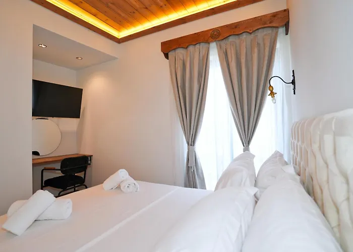 Boutique Empire Of Martin Hotel